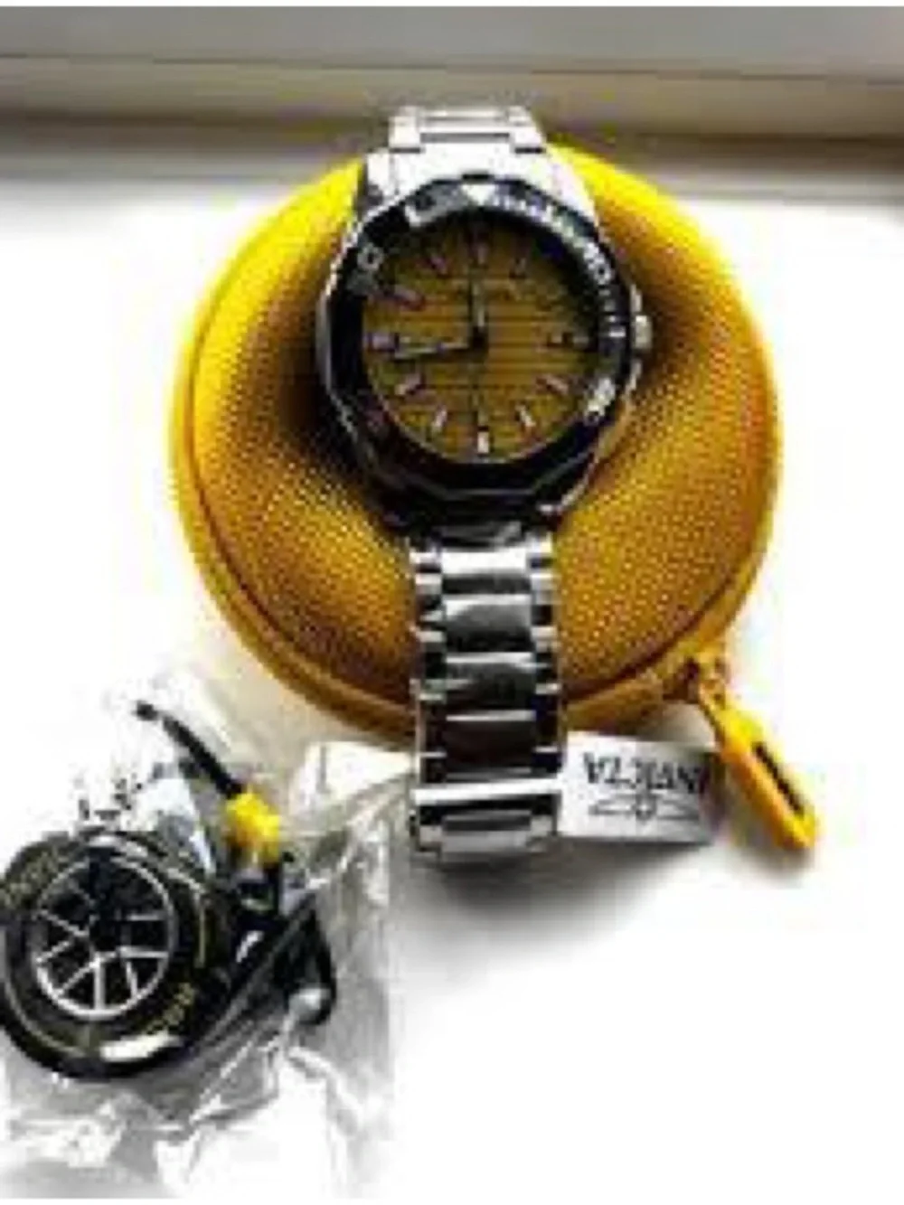 Invicta Pro Diver Meridian Special Edition Watch Set (Model 001-GA-M-101)